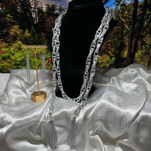 Chain link scarf necklace with earrings